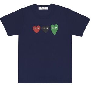 NWT PLAY T-SHIRT WITH RED/GREEN/BLACK HEARTS